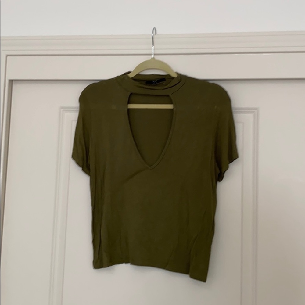 Green short sleeve top